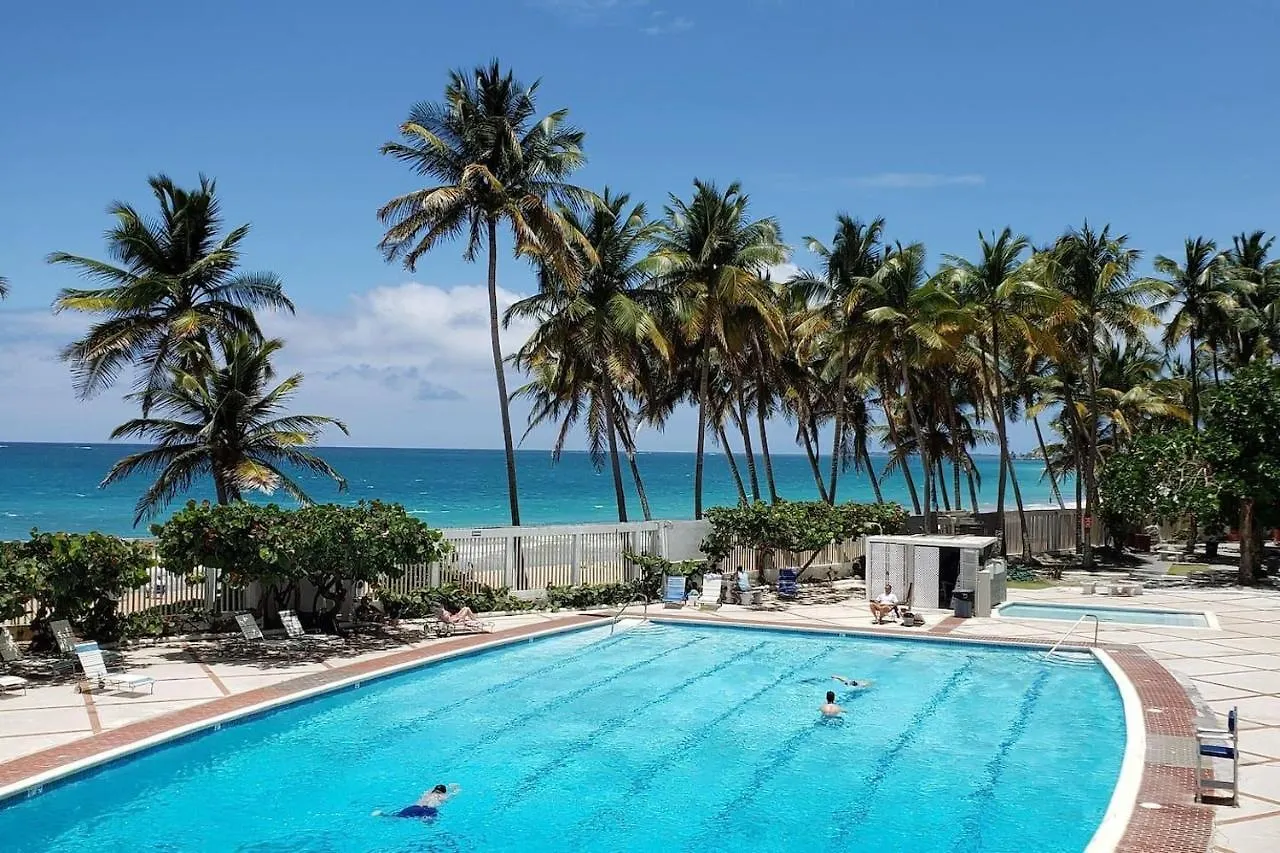Kasa Galicia By The Sea - Cabana Studio Apt For 2 Beachfront Condo Pool San Juan